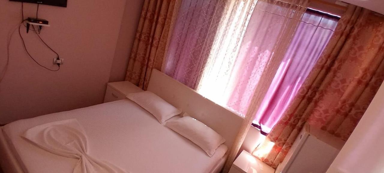 British Hotel هيماري المظهر الخارجي الصورة