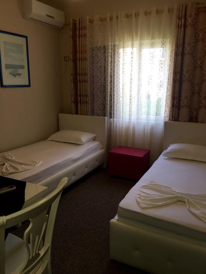 British Hotel هيماري المظهر الخارجي الصورة