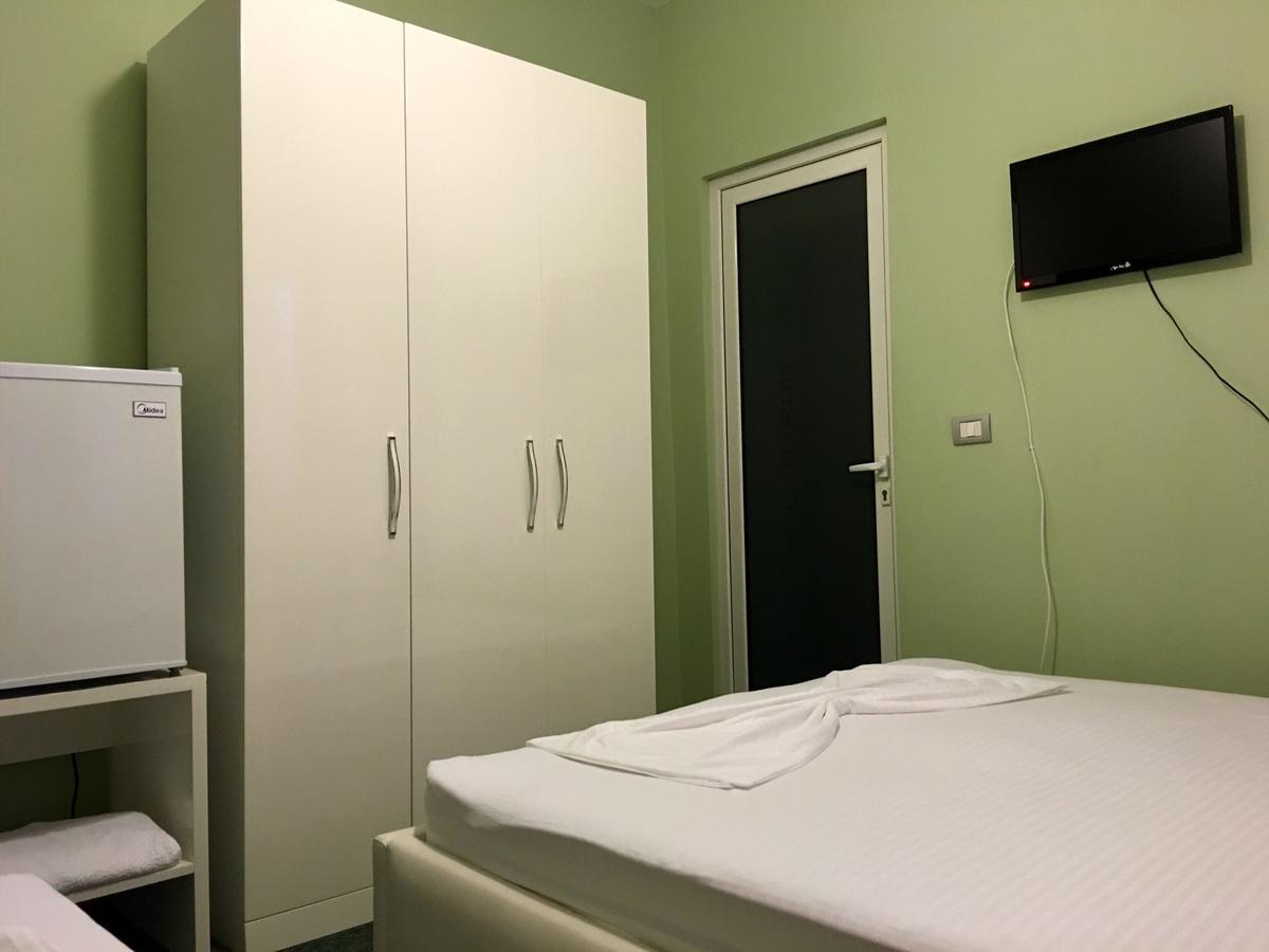 British Hotel هيماري المظهر الخارجي الصورة